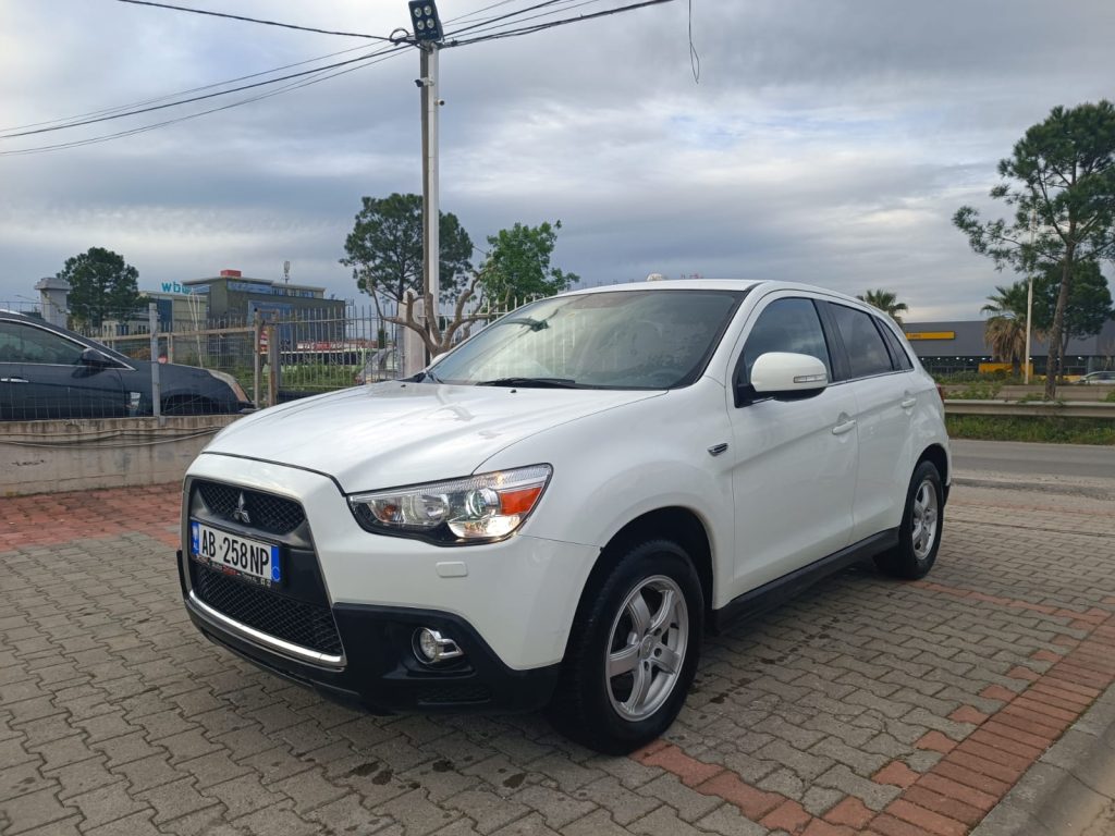 Mitsubishi SUV 4×4